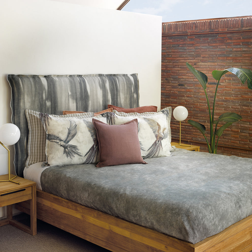 Polštář Paranoa s paspulí