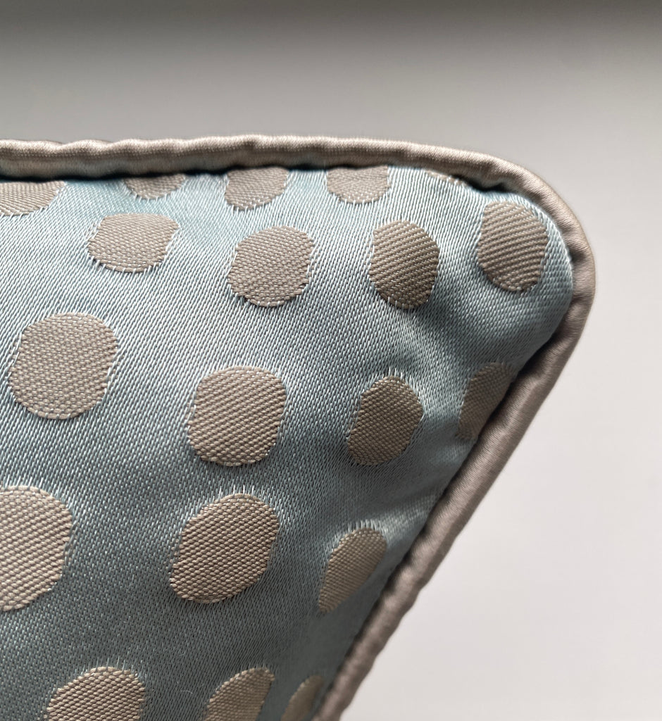 Polštář Circles s paspulí